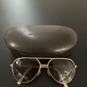 *Sold* Micheal Kors sunglasses